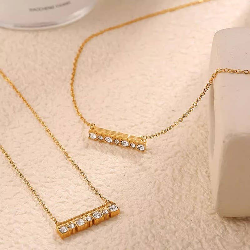 18K STAINLESS STEEL TARNISH FREE BAR NECKLACE: GOLD