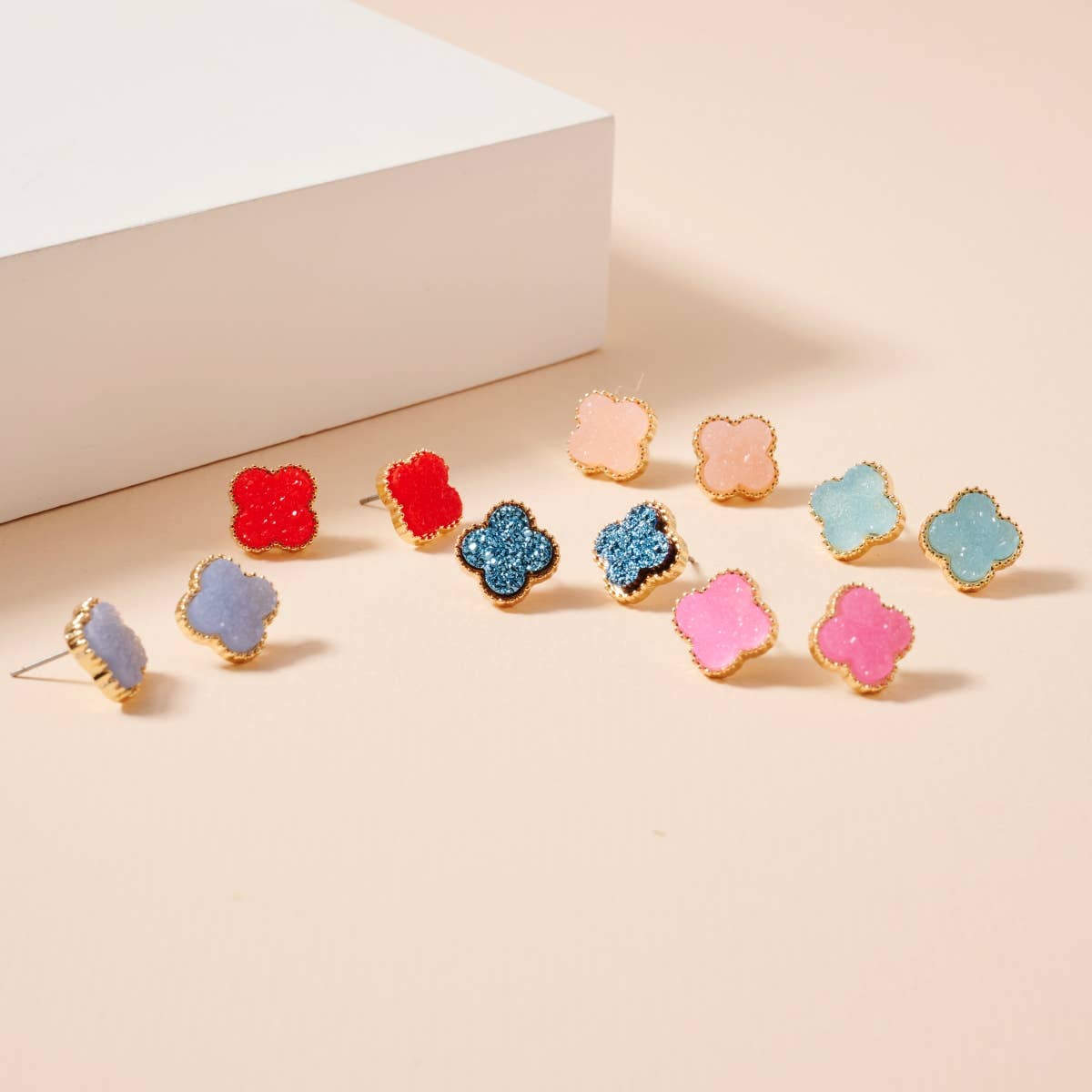 Flower Stud Earrings: White