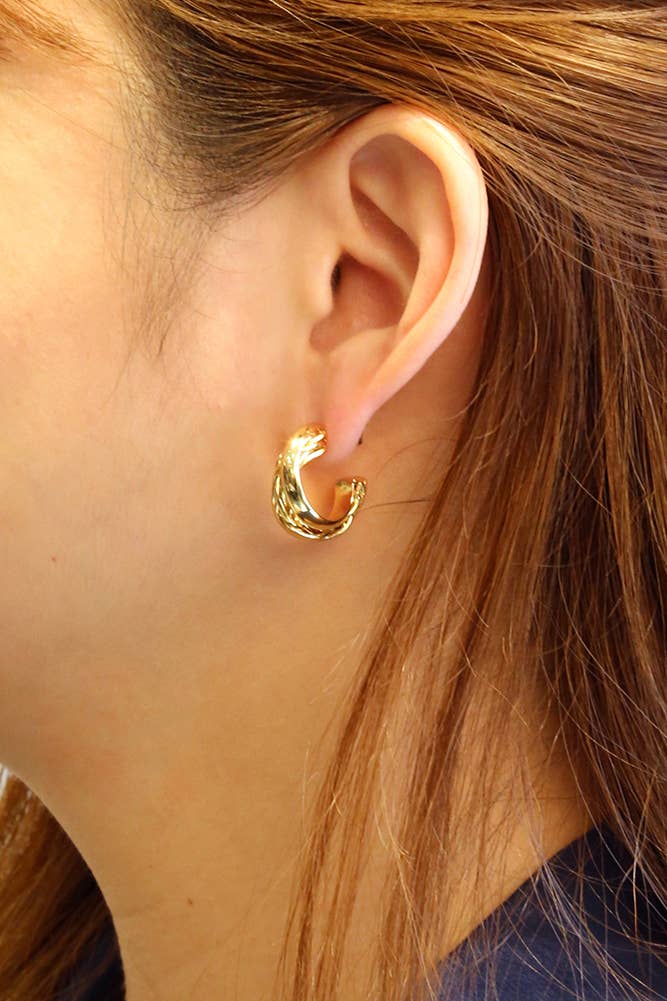 14K Crossover Hoop Post Earrings: Gold