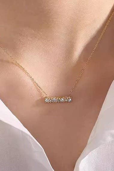 18K STAINLESS STEEL TARNISH FREE BAR NECKLACE: GOLD
