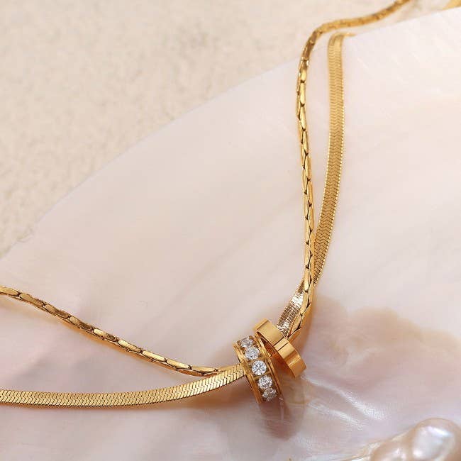 18K STAINLESS STEEL TARNISH FREE LAYERED NECKLACE: GOLD