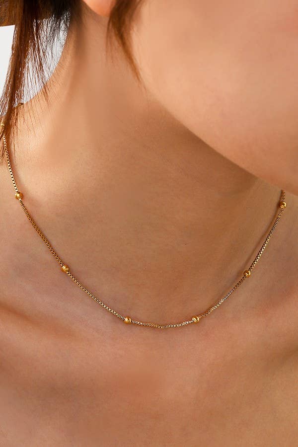 STAINLESS STEEL WATERPROOF TARNISH FREE NECKLACE BOX: Gold