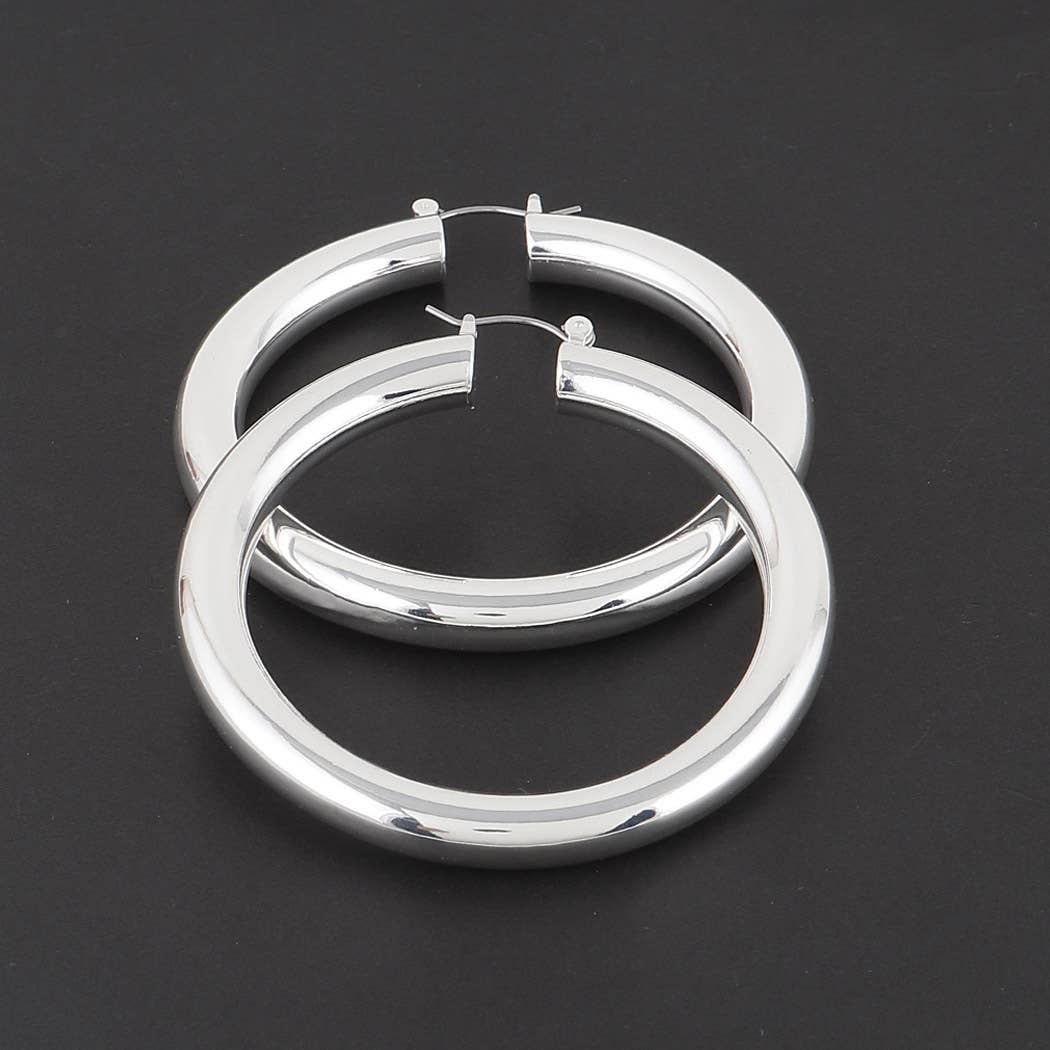 Minimal Hoop Earrings